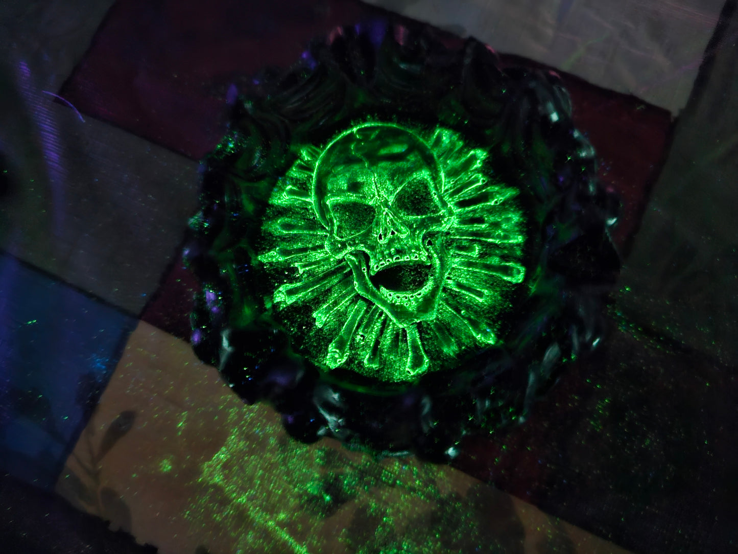 Glow in the dark resin ashtray