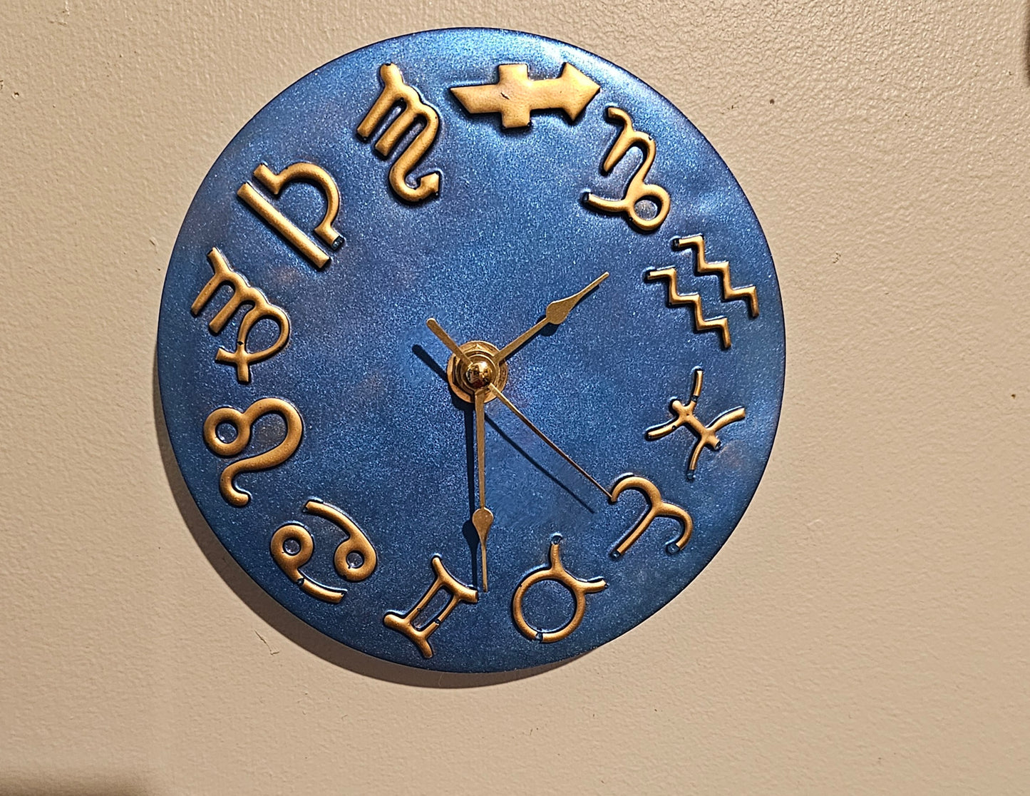 Zodiac wall clock