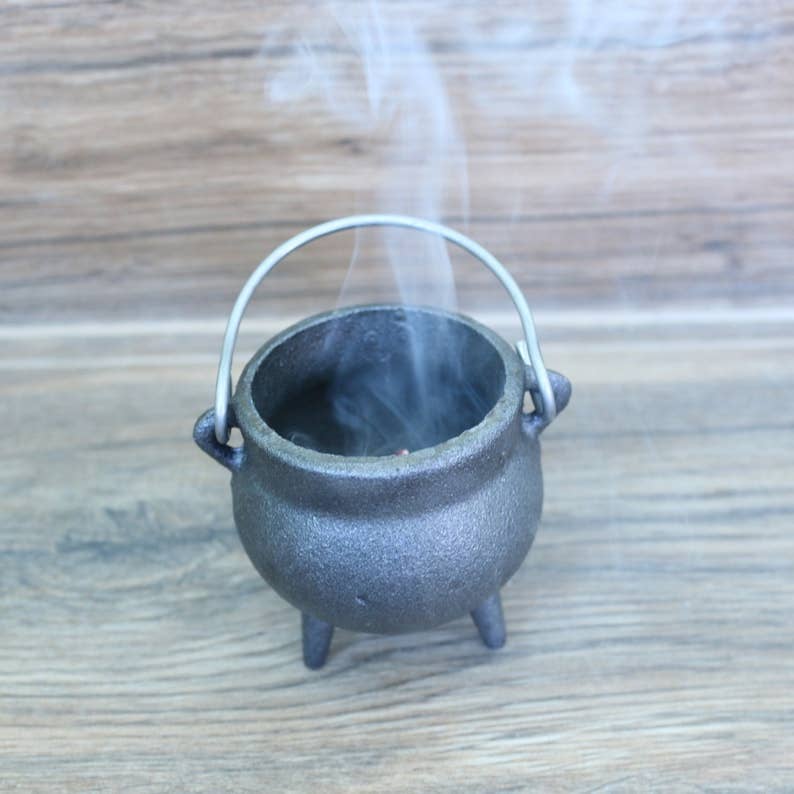 Mini Triple Moon Cast Iron Cauldron w/ Lid (3.5 in.)