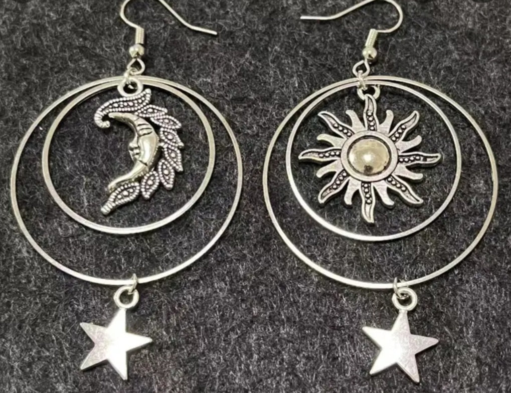 Sun and Moon earring set